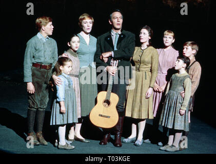 NICHOLAS HAMMOND, KYM KARATH, Heather Menzies, Julie Andrews, CHRISTOPHER PLUMMER, CHARMIAN CARR, Peggy legno, DUANE CHASE, Debbie TURNER Foto Stock