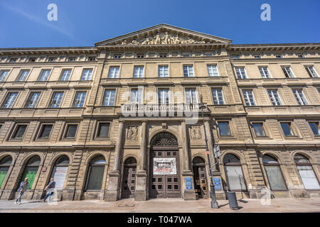 Varsavia, Polonia - 24 Luglio 2017 : Università di Varsavia, facoltà di giornalismo e scienze politiche library (Biblioteka Wydzialu Dziennikarstwa ho Nauk Foto Stock