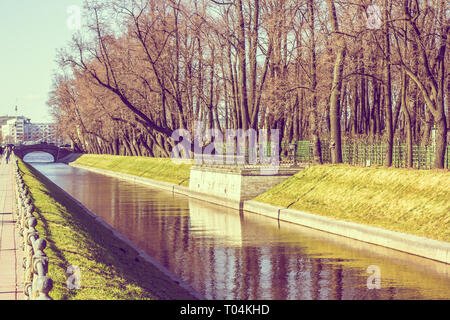 Lebyazhya Canal di San Pietroburgo. Pietro canali. Città d'acqua. L'architettura della città. Aprile 23, 2018 la Russia, San Pietroburgo. Foto Stock