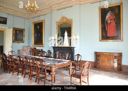 All'interno di Hylands House, Writtle, Chelmsford Essex, Regno Unito Foto Stock