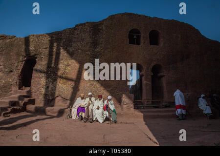 Pellegrinaggio pasquale, Lalibela, Etiopia Foto Stock