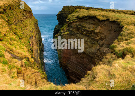 La Geo di Sclaites a testa Duncansby, Caithness in Scozia, Regno Unito Foto Stock