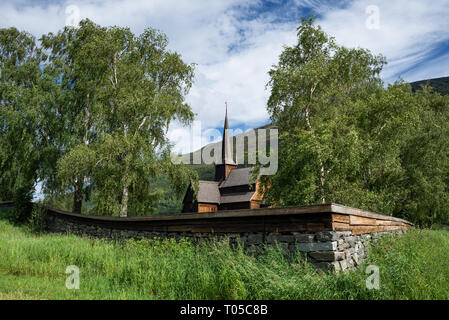 Lomskyrkja - La Chiesa in LOM. Più antico conservato edifici in legno. Splendida attrazione turistica della Norvegia Foto Stock