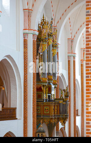 Cattedrale organo a canne in interni Foto Stock