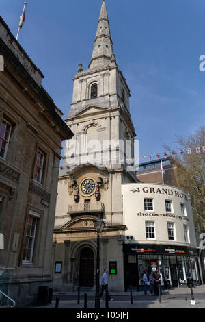 Christ Church with St Ewen in Broad Street nel centro di Bristol, Inghilterra, edificio classificato secondo grado del Regno Unito Foto Stock