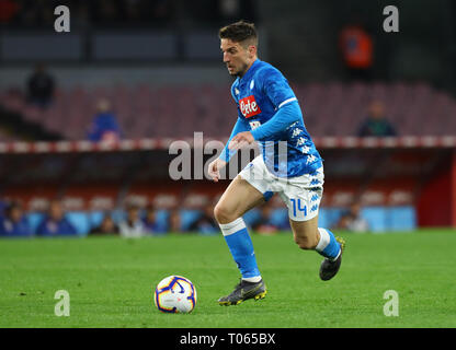 Stadio San Paolo a Napoli, Italia. Xvii Mar, 2019. Serie A Calcio, Napoli versus Udinese Dries Mertens di Napoli Credito: Azione Sport Plus/Alamy Live News Foto Stock