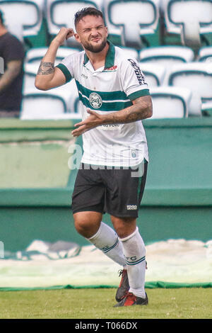 PR - Curitiba - 03/17/2019 - Paranaense 2019, Coritiba x Cascavel FC - Giovanni Coritiba player celebra il suo obiettivo durante una partita contro il Cascavel a Estadio Couto Pereira per la stato campionato 2019. Foto: Gabriel Machado / AGIF Foto Stock