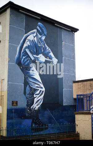 Londonderry, Irlanda del Nord. 16 mar 2019. Cattolica nazionalista area Bogside di Derry (Londonderry), Irlanda del Nord, 16 marzo 2019. - Il murale fu completato nel luglio 2001 e si trova su Rossville Street nella zona di Bogside di Derry. Il dipinto raffigura alcuni degli eventi che si sono verificati durante la 'Operazione Motorman' il 31 luglio 1972. Credito: Irish occhio/Alamy Live News Foto Stock