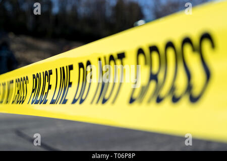 Linea di polizia alla scena del crimine Foto Stock