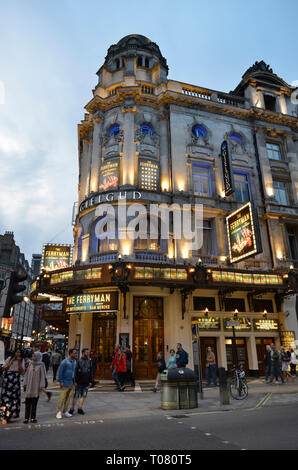 Musicale, il traghettatore di anime, Gielgud Theatre, Shaftesbury Avenue, Soho, Londra, Inghilterra, Grossbritannien Foto Stock