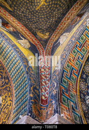 L'Italia, Emilia Romagna, Ravenna e i mosaici del Mausoleo di Galla Placidia, mausoleo Foto Stock