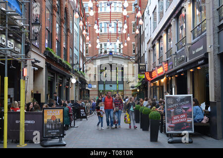 Passaggio, Carnaby Street a Londra, Inghilterra, Grossbritannien Foto Stock