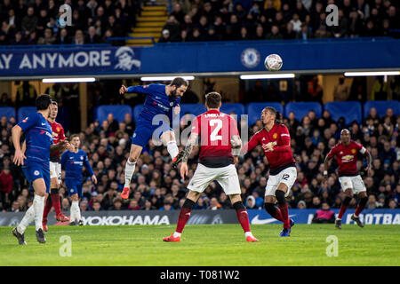 Londra, Inghilterra - 18 febbraio: Gonzalo Higuain del Chelsea durante la FA Cup quinto round match tra Chelsea e Manchester United a Stamford Bridge il 18 febbraio 2019 a Londra, Regno Unito. (MB Media) Foto Stock