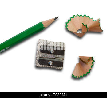 Una matita e di un temperino con trucioli di matita Foto Stock