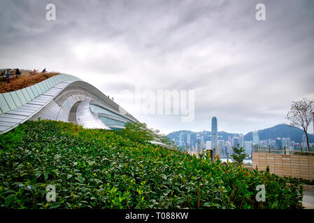 West Kowloon, Hong Kong / Cina - 12-24-2018: Architettura (esterno) - Hong Kong - Stazione ferroviaria di West Kowloon Foto Stock