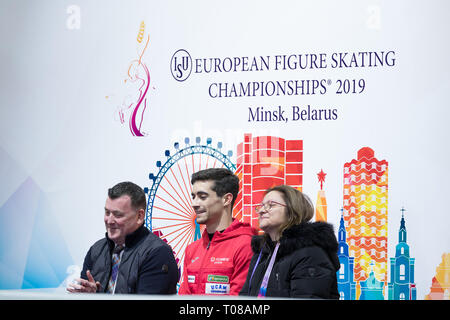 Brian Orsero, Javier Fernandez dalla Spagna e Laia Papell nel bacio e grido durante il 2019 campionati europei Foto Stock