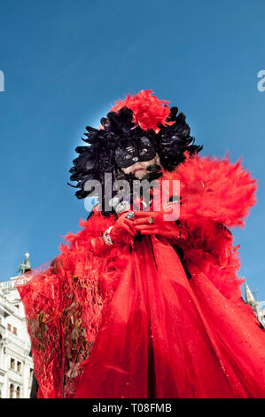 Venezia, Italia - Febbraio 23 2019: le maschere del carnevale di Venezia 2019 Foto Stock