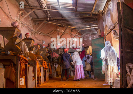 Mercato delle spezie Asmara Medeber, Eritrea, mercato delle spezie Foto Stock