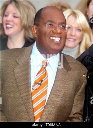 AL ROKER sul NBC "Mostra Oggi' AL ROCKEFELLER CENTER DI NEW YORK CITY ©2002 foto da John Barrett/il PHOTOlink Foto Stock