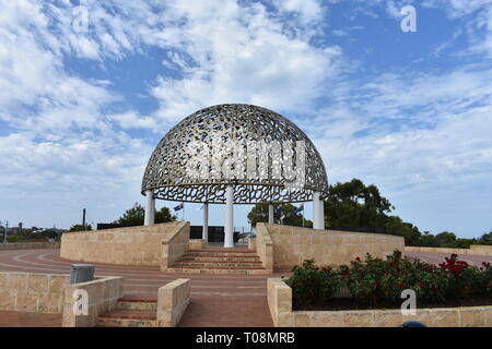 Cupola di anime a HMMAS Sydney II memorial geraldton Foto Stock