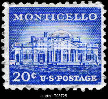 Stati Uniti - circa 1956: un timbro stampato negli Stati Uniti mostra Monticello, la tenuta di Thomas Jefferson, bicentenario, circa 1956 Foto Stock