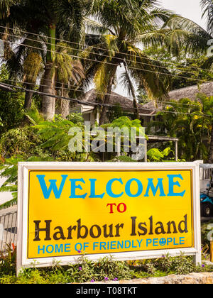 Benvenuti al Harbour Island, casa di gente amichevole segno, Dunmore Town, Harbour Island, Eleuthera, Bahamas, dei Caraibi. Foto Stock