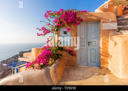 Santorini, Grecia. Dettagli della tradizionale architettura cicladica, villaggio di Oia. Foto Stock