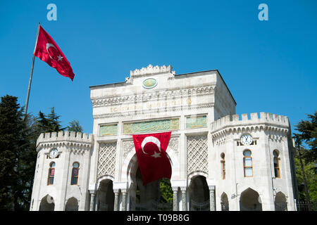 Türkei, Istanbul, Beyazit, die Universität Istanbul ist die größte und eine der renommiertesten Universitäten in Istanbul und der gesamten Türkei. Unità di emoagglutinazione Foto Stock