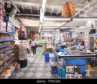 Stazione di checkout. Khan's Department Store Peckham, Londra, Regno Unito. Architetto: Benedetto OLooney Arch, 1935. Foto Stock