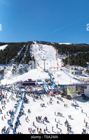 Soldeau-el Tarter, Andorra. Xvii Mar, 2019. FIS Coppa del Mondo di Sci Alpino finali di Soldeau-El Tarter nel Principato di Andorra, il 17 marzo 2019. Credito: Martin Silva Cosentino/Alamy Live News Foto Stock