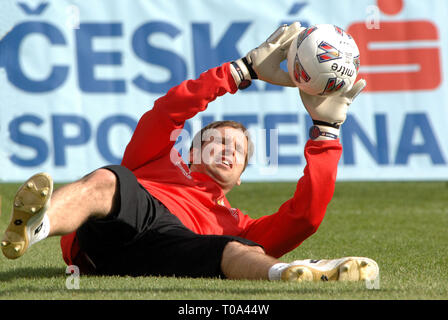 29 maggio 2007 - Jablonec nad Nisou, Repubblica Ceca - Czech National Soccer team , il portiere Petr Cech sulla sessione di pratica in Jablonec nad Nisou, Repubblica Ceca su Martedì 29 Maggio, 2007. Repubblica ceca Calcio team dovrà affrontare il Galles in Euro 2008 match di qualificazione su Juni 2th. Le altre squadre nel gruppo G: Germania, Cipro, San Marino, Slovacchia. Foto Slavek Ruta (credito Immagine: © Slavek Ruta/ZUMA filo) Foto Stock