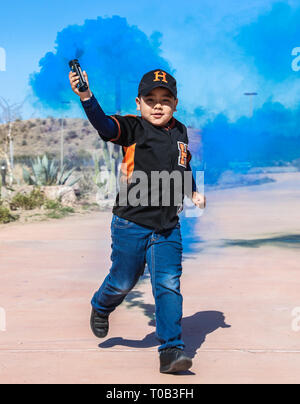 Il fumo delle pompe, fumo fumo colorato, Naranjeros, bombas de Humo, humo, humo de colores, Naranjeros Foto Stock