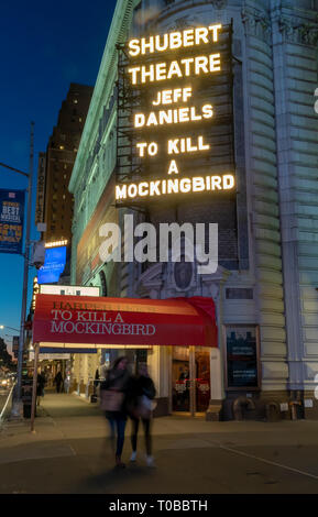 Il Shubert teatro di Broadway a New York mostra Jeff Daniels in Aaron Sorkin la versione di Harper Lee 'per uccidere un Mockingbird" Martedì, Marzo 12, 2019. (Â© Richard B. Levine) Foto Stock