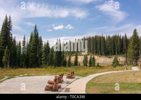 Il Lolo Pass Visitor Center, sul confine di Idaho e Montana, è una bella e storica area di riposo che fornisce varie informazioni per i viaggiatori. Foto Stock