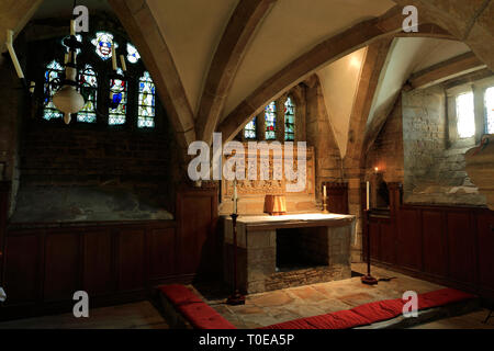 Interno della St Wulframs chiesa parrocchiale, Grantham town, Lincolnshire, England, Regno Unito Foto Stock