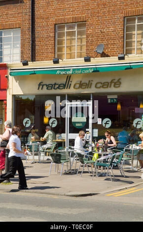 La Fratelli Deli Cafe, in London, Londra Foto Stock