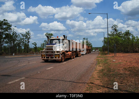 Australia paesaggi. Strade, deserto, prati, trasporti, paesaggi Foto Stock