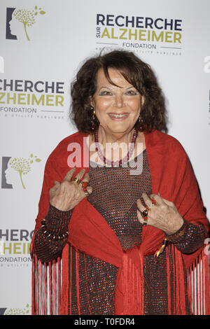 Parigi, Francia. Xviii Mar, 2019. Claudia Cardinale assiste il XIV Gala Benefico contro il morbo di Alzheimer presso l'Olympia il 18 marzo 2019 a Parigi, Francia. Credito: Bernard Menigault/Alamy Live News Foto Stock