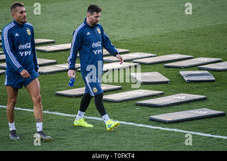 Madrid, Spagna. Xix marzo, 2019. Argentina di avanti Lionel Messi durante una sessione di formazione in anticipo della international amichevole tra Argentina e Venezuela. Credito: Marcos del Mazo/Alamy Live News Foto Stock