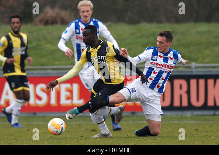 HEERENVEEN , calcio, 20-03-2019 , skoatterwald addestramento complesso , Stagione 2018 / 2019, Friendly , Mohammed Dauda durante la partita SC Heerenveen - Vitesse Foto Stock