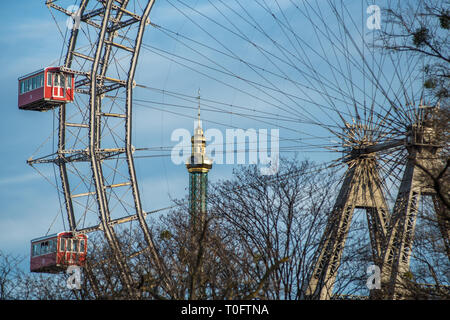 Ruota Gigante al parco divertimenti Prater di Vienna, Austria. Foto Stock