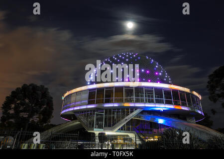 La sfera architettura di Galileo Galilei planetarium in Buenos Aires, Argentina Foto Stock