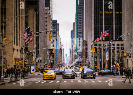 Tipico di New York City Street View Foto Stock