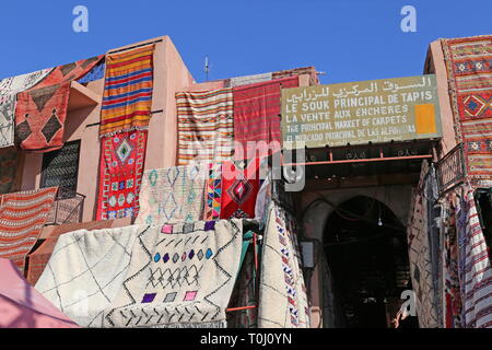 Souk Zrabia (tappetino mercato), Rahba Kdima, Medina, Marrakech, regione Marrakesh-Safi, Marocco, Africa del nord Foto Stock