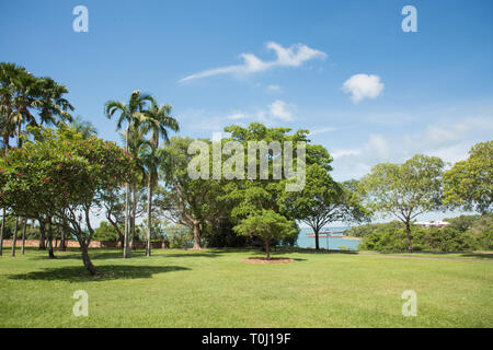 Timor panoramico vista mare con paesaggistici il Bicentennial Park in una giornata di sole a Darwin, in Australia Foto Stock