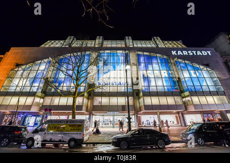 Karstadt, Kurfürstendamm, Charlottenburg di Berlino, Germania, Deutschland Foto Stock