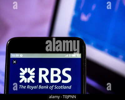 L'Ucraina. 20 Mar, 2019. The Royal Bank of Scotland plc logo azienda vede visualizzato su un telefono intelligente. Credito: Igor Golovniov SOPA/images/ZUMA filo/Alamy Live News Foto Stock