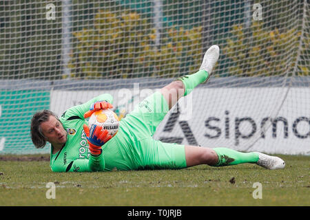 HEERENVEEN , calcio, 20-03-2019 , skoatterwald addestramento complesso , Stagione 2018 / 2019, Friendly , Remko Pasveer durante la partita SC Heerenveen - Vitesse Foto Stock