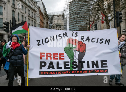 Marzo e la manifestazione contro il razzismo anti-razzismo protesta attraverso Londra Foto Stock