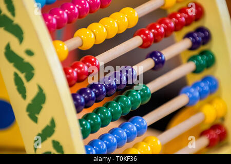 Dettagli colorati di un bambino abacus Foto Stock